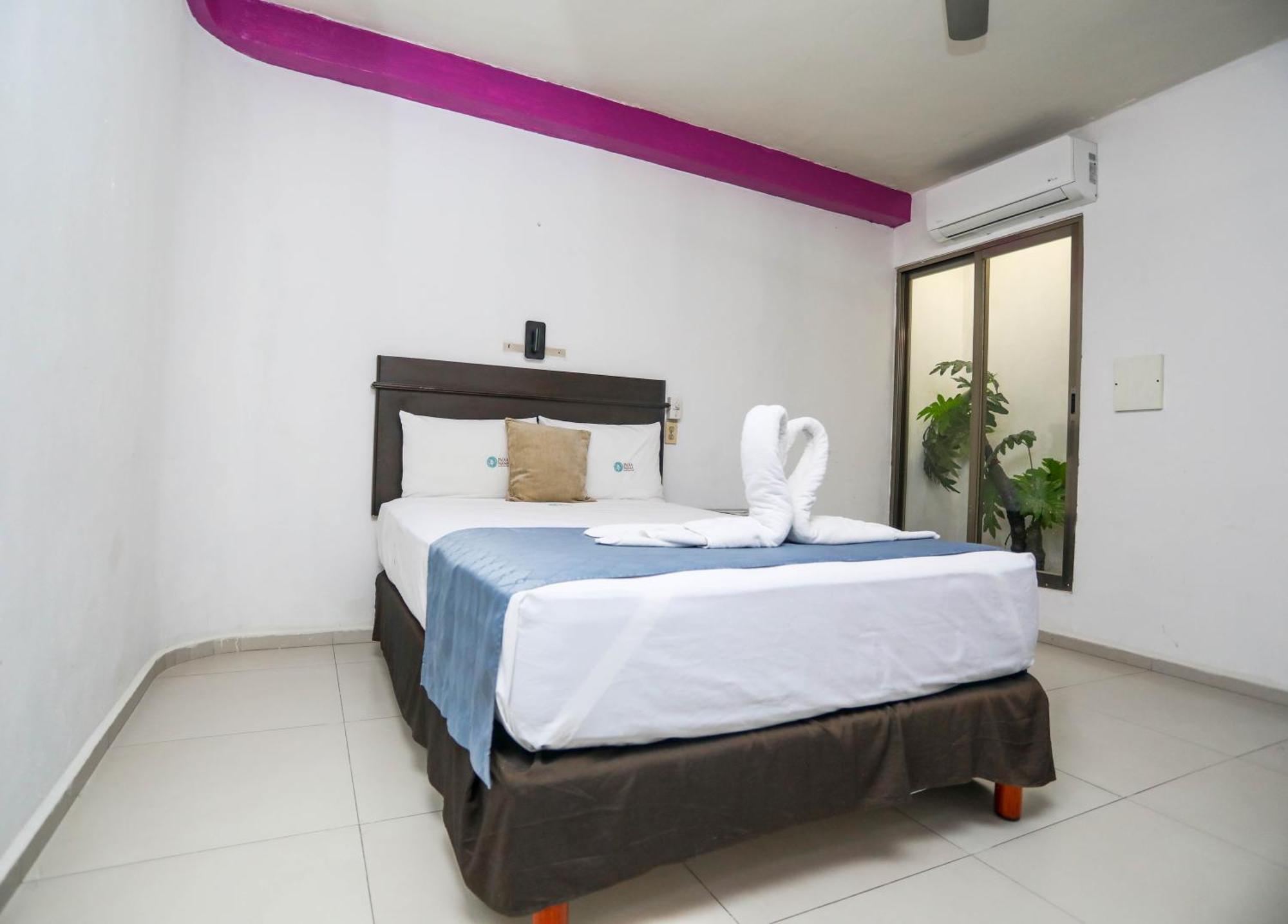Standard Room,1543950145:JPEG
