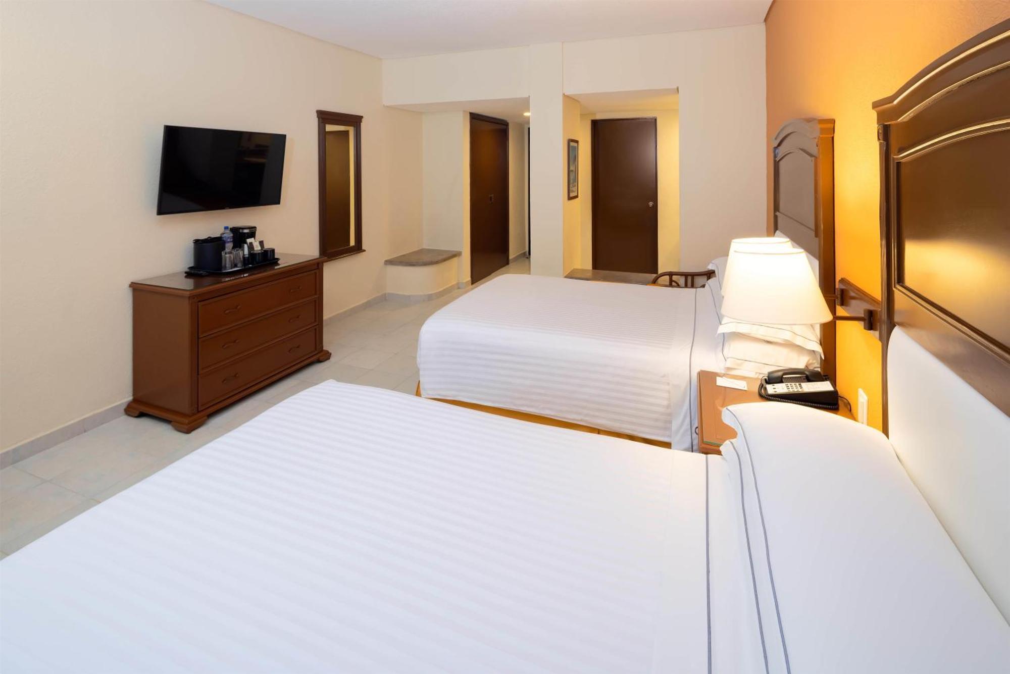 Double Room,1756423745:JPEG